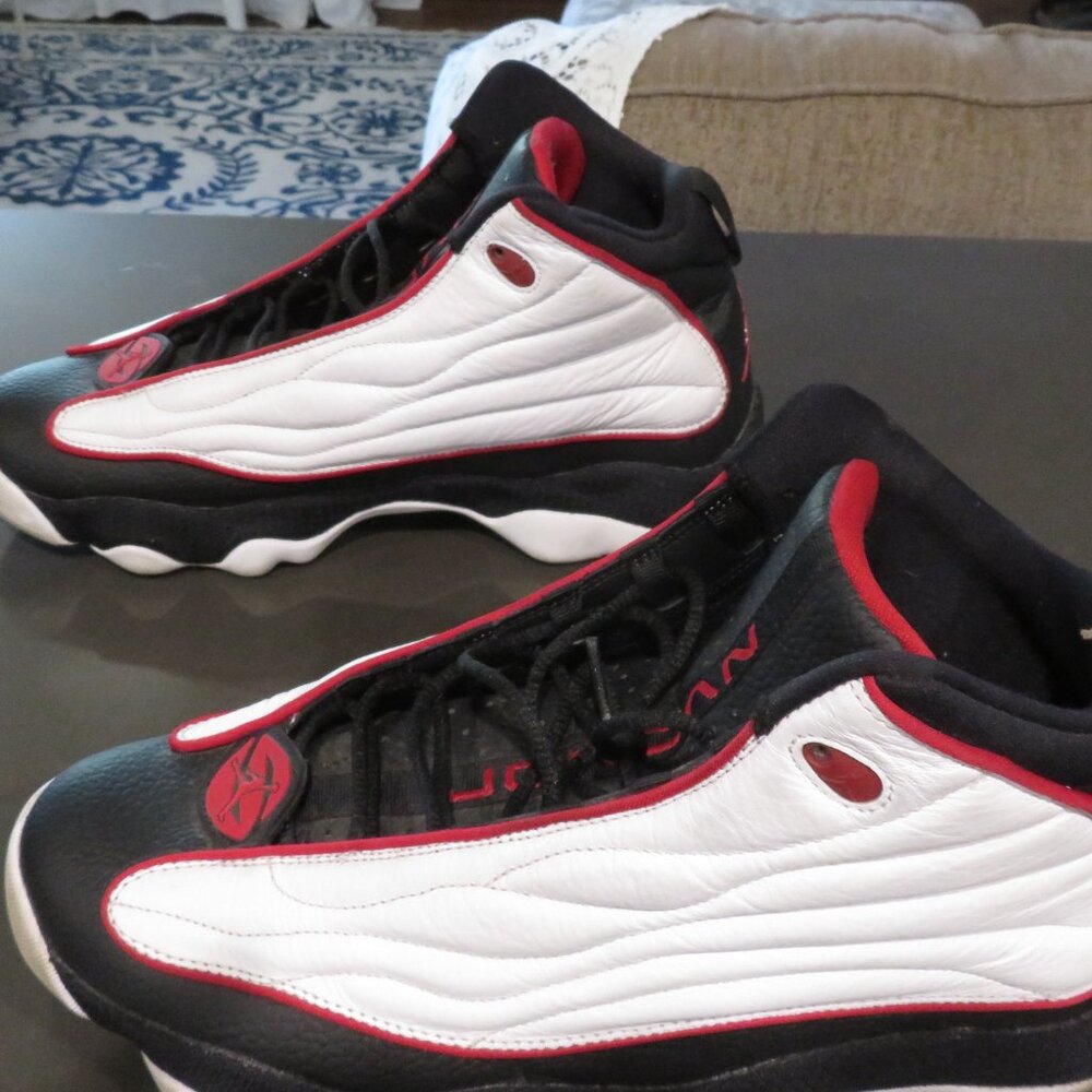Pair Vintage Air Jordan Pro Strong White Black Red w/inserts Box & Receipt 11.5